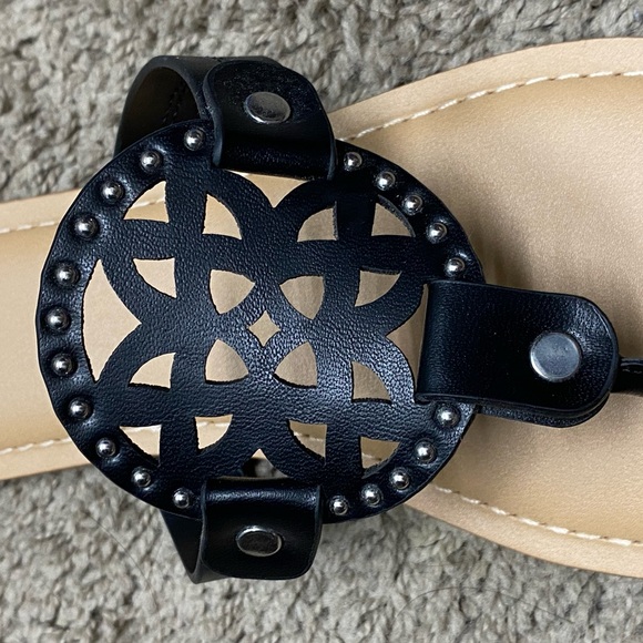 🖤DV by Dolce Vita • black flat slip ons • 7.5 - Picture 6 of 8